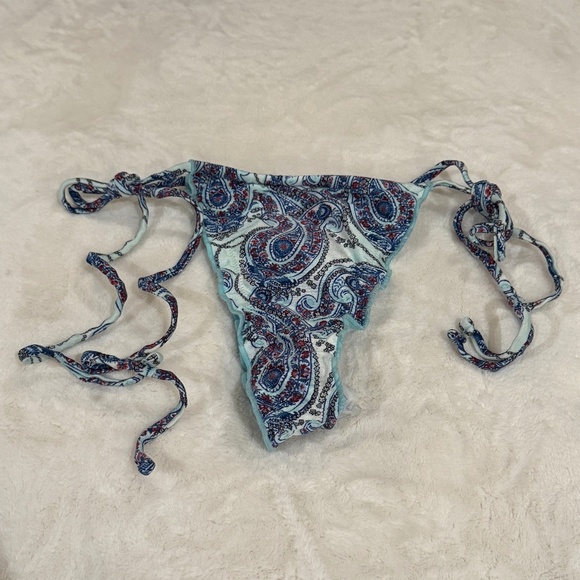 New! Frankie’s Bikinis Tidal Shine Paisley String Bikini Bottom 31537 - Picture 6 of 12